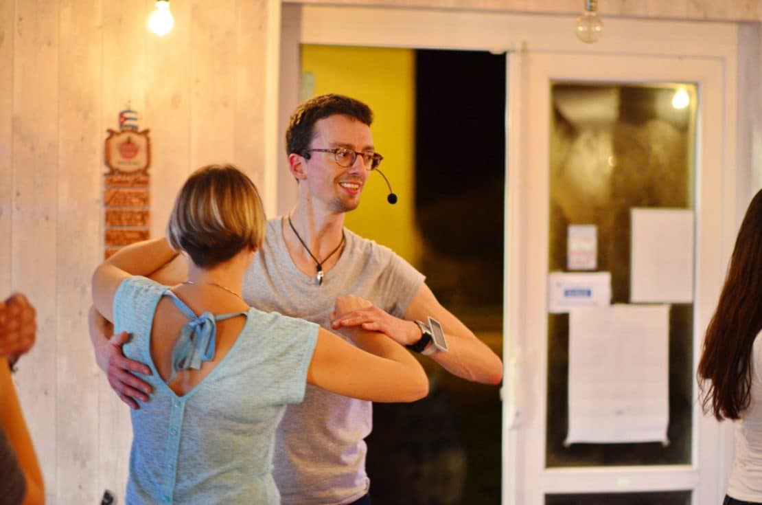 Des cours de danse à Montlouis-sur-Loire pour apprendre la Bachata 8
